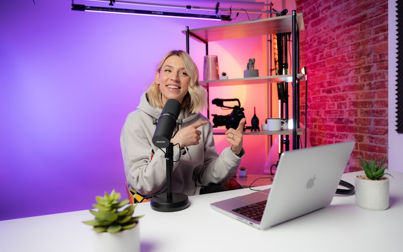 Créatrice de contenu en studio